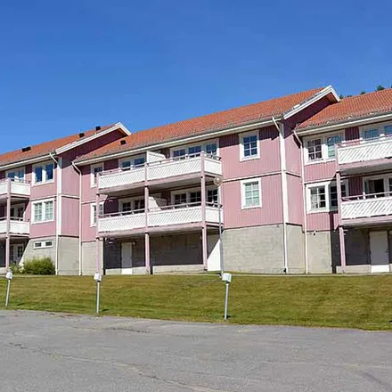Rent this 2 bed apartment on Sofiavägen in 917 31 Dorotea, Sweden