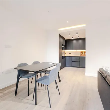 Image 4 - Sienna House, 5 Victory Parade, London, E20 1EW, United Kingdom - Apartment for rent