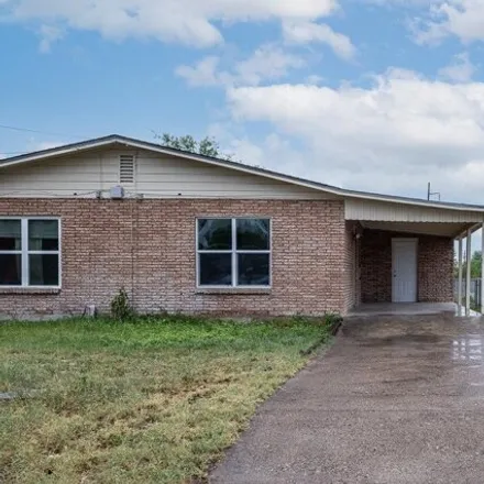 Rent this 2 bed house on 477 Avenue J in Del Rio, TX 78840