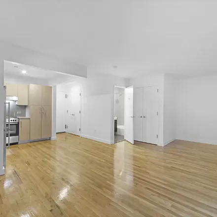 Image 6 - W 15th St, Unit 415 - Apartment for rent