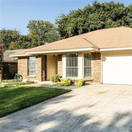 Image 5 - 2403 Bayberry Ln, Euless, Texas, 76039 - House for rent