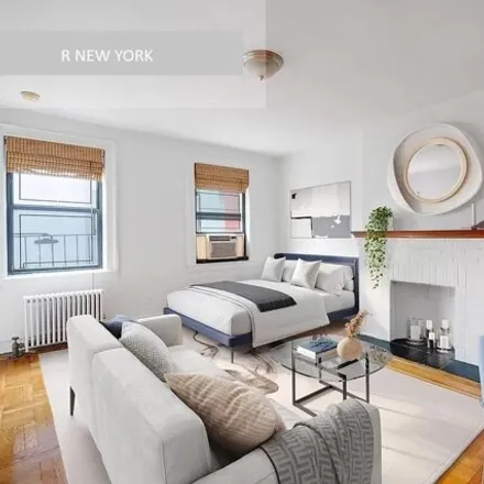 Rent this studio townhouse on 378 Bleecker Street in New York, NY 10014