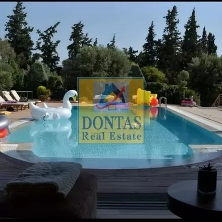 Rent this 6 bed apartment on ΑΜΜΟΧΩΣΤΟΥ in Σωρού, 151 25 Marousi
