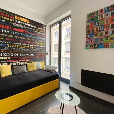 Image 5 - 12 Rue d'Anvers, 69007 Lyon, France - Apartment for rent
