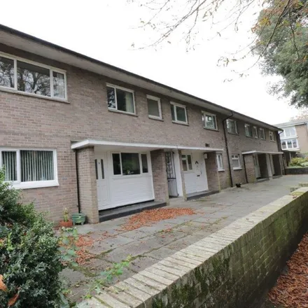 Rent this 2 bed apartment on Waverly Court in Weverley Court, Reading