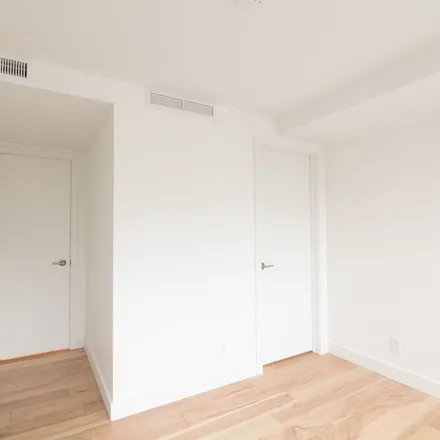 Rent this 2 bed apartment on 3454 Rue Peel in Montreal, QC H3A 1W7