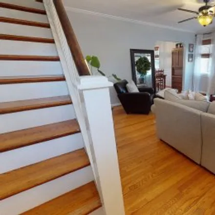 Buy this 4 bed apartment on 5431 Glenhaven Cres in Larchmont-Edgewater, Norfolk