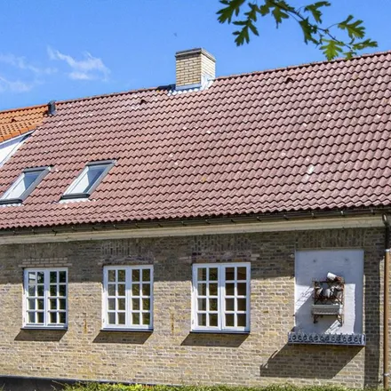 Rent this 4 bed apartment on Hvorupgårdvej 16A in 9400 Nørresundby, Denmark