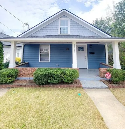 Rent this 3 bed house on 869 Ellington Street in Raleigh, NC 27601