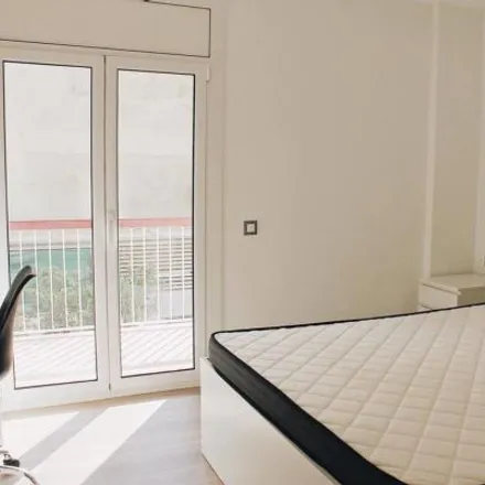 Rent this 3 bed room on Carrer de l'Equador in 75, 08001 Barcelona