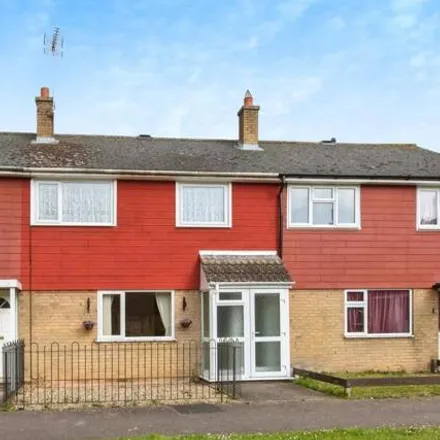 Buy this 4 bed townhouse on Pembroke Close in Mildenhall, IP28 7LZ