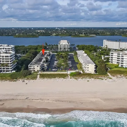 Rent this 1 bed apartment on 2593 South Ocean Boulevard in Palm Beach, Palm Beach County