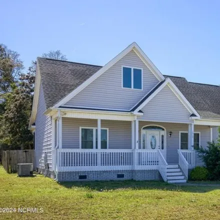 Rent this 3 bed house on 1044 Meridian Drive in Onslow County, NC 28460