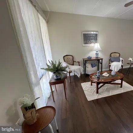 Image 5 - 3209 Hewitt Avenue, Hermitage Park, Aspen Hill, MD 20906, USA - Condo for sale