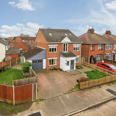 Buy this 5 bed house on St Marys Crescent in Walton, IP11 9DJ