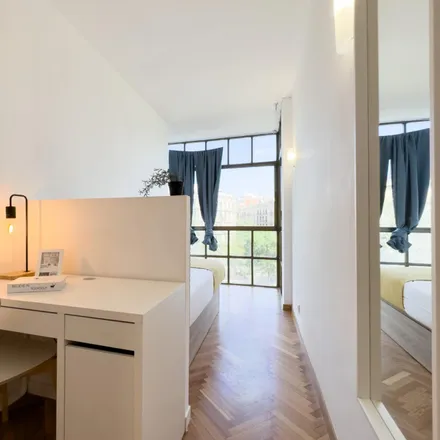 Rent this 8 bed room on Tabacs Crivillé in Avinguda Diagonal, 08001 Barcelona