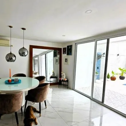Buy this 3 bed house on Avenida del Bombero in 090604, Guayaquil