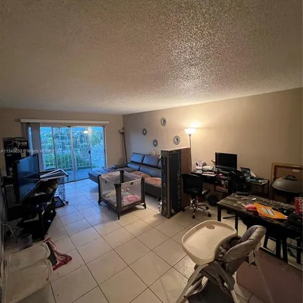 Image 5 - 496 Northwest 161st Street, Miami-Dade County, FL 33169, USA - Apartment for rent
