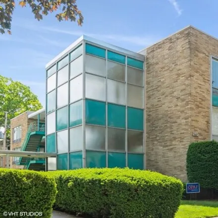 Rent this 2 bed apartment on 210 North Kenilworth Avenue in Oak Park, IL 60301