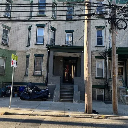Image 8 - 371 Baldwin Avenue, Jersey City, NJ 07306, USA - Apartment for rent