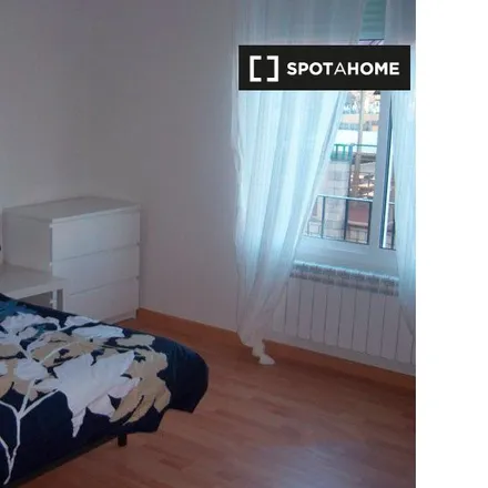 Rent this 3 bed room on Calle de Domingo Miral in 50009 Zaragoza, Spain