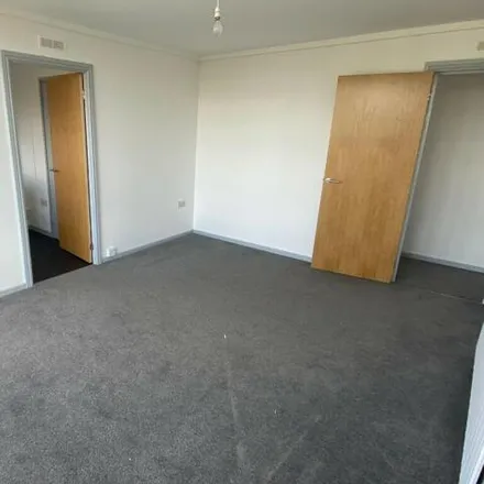 Image 5 - Meynell House, Browns Green, Birmingham, B20 1BE, United Kingdom - Apartment for rent