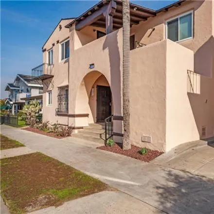 Image 3 - 1410 Rose Avenue, Long Beach, CA 90813, USA - House for sale