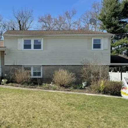 Buy this 3 bed house on 6 Bailey Drive in West Haven, CT 06516