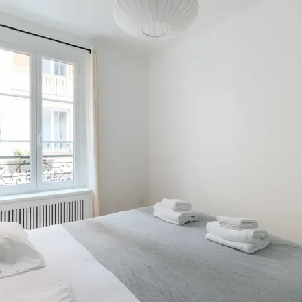 Image 4 - 5 Rue Louis Puteaux, 75017 Paris, France - Apartment for rent