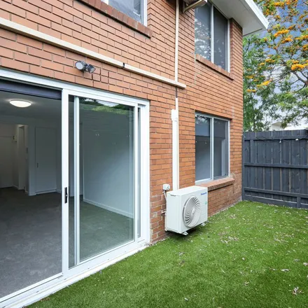 Image 2 - MacPherson Street, Footscray VIC 3011, Australia - Apartment for rent