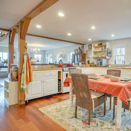 Rent this 6 bed house on Aquinnah in MA, 02535