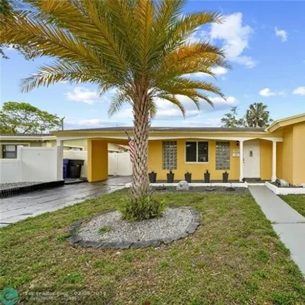 Image 2 - 2044 Northwest 11th Avenue, Middle River Vista, Fort Lauderdale, FL 33311, USA - House for sale