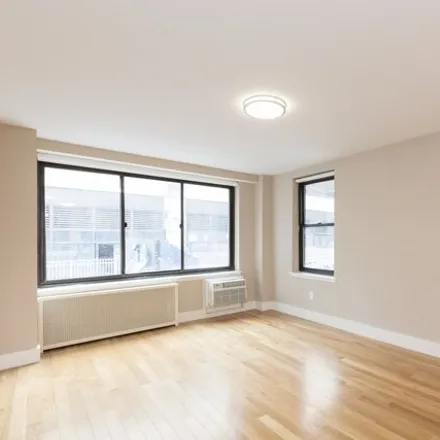 Image 2 - 784 Columbus Ave Unit 1rs, New York, 10025 - Apartment for rent