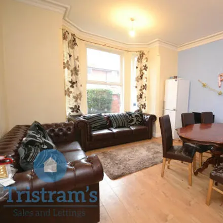 Image 7 - Hound Road Stand, Hound Road, West Bridgford, NG2 6AB, United Kingdom - House for rent