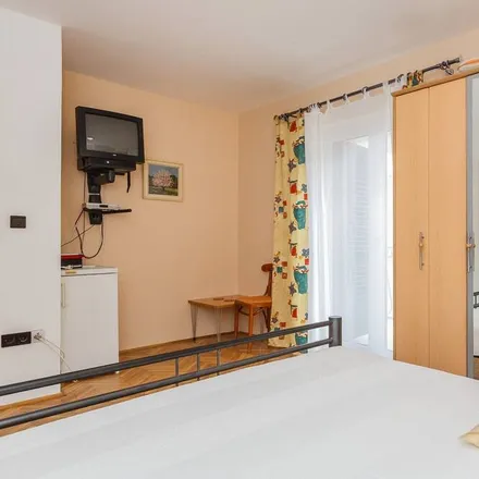 Image 4 - 21310, Croatia - Apartment for rent