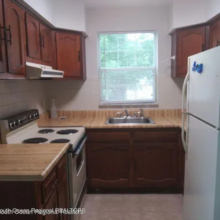 Image 3 - 87 Spring Street, Manchester Township, NJ 08759, USA - Apartment for rent