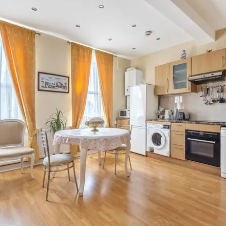 Rent this 2 bed apartment on 420 Uxbridge Road in London, W12 0NP
