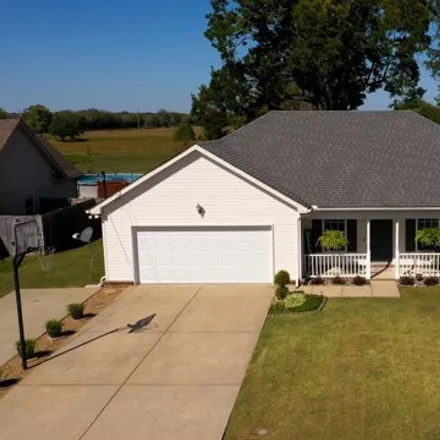 Buy this 3 bed house on 160 Emma Court in Rutherford County, TN 37128