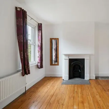 Image 7 - 25 Worland Road, London, E15 4EY, United Kingdom - Townhouse for rent