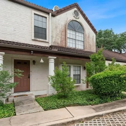 Buy this 2 bed condo on 4303 Bonnell Vista Street in Austin, TX 78731