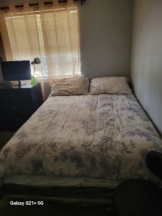 Rent this 1 bed room on Burlington in Mitchell Street, Brandon