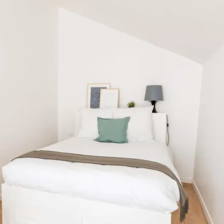 Rent this 7 bed room on Le Soulier des Fougères in Rue Pierre Soulié, 75020 Paris