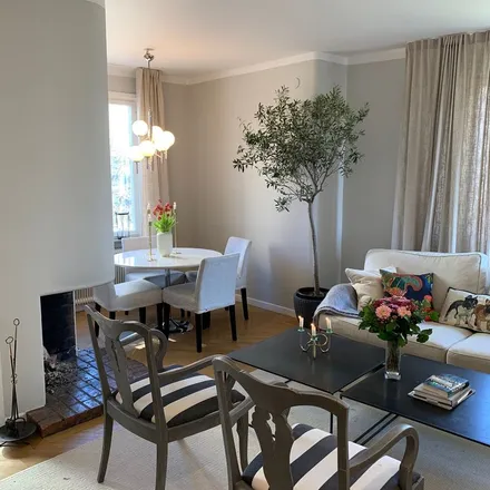 Rent this 3 bed apartment on Grillska Brödboden in Stortorget, 111 29 Stockholm