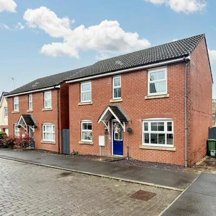 Buy this 3 bed house on unnamed road in Cefn Hengoed, CF82 6AB