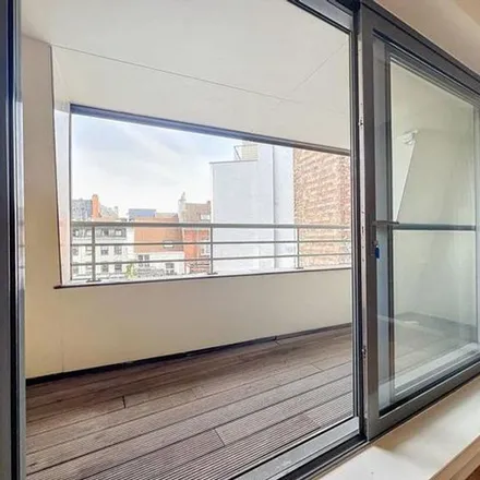 Rent this 2 bed apartment on Onderbergen 76-78 in 9000 Ghent, Belgium