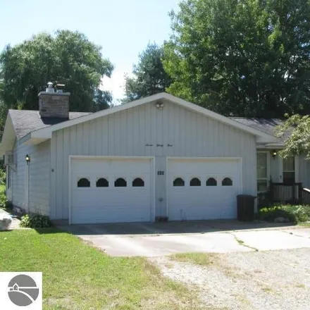 Image 2 - 709 Monument Road, Baldwin Township, MI 48763, USA - House for sale