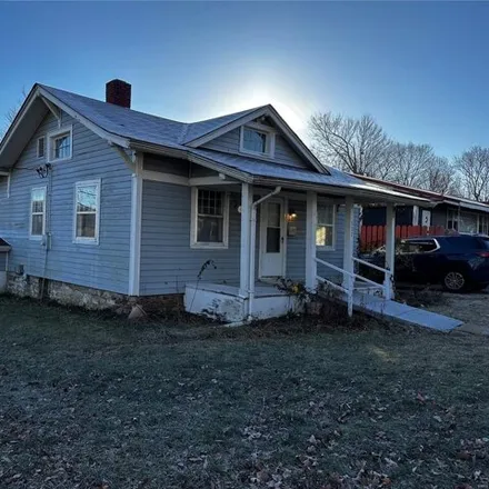 Buy this 3 bed house on 513 North Knob Street in Ironton, Iron County