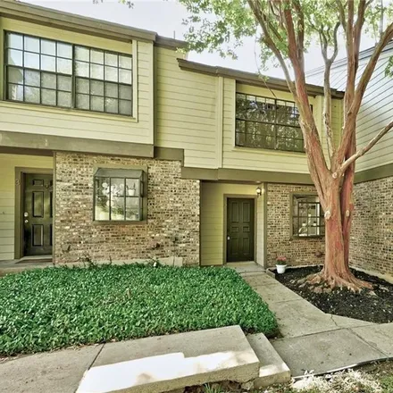 Image 1 - 1934 Holly Hill Drive, Austin, TX 78746, USA - Condo for sale