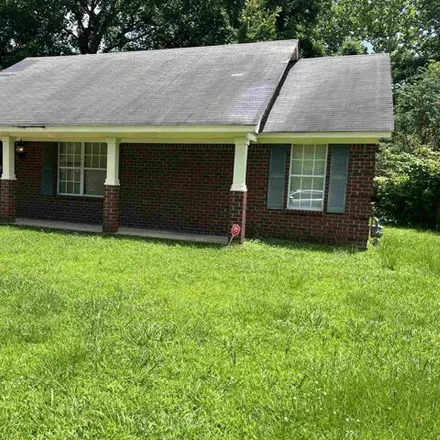 Buy this 3 bed house on 4114 Mountain Terrace Street in Memphis, TN 38127