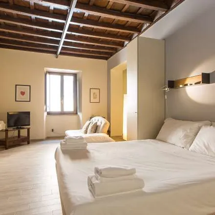 Image 8 - Shari Vari, Via di Torre Argentina 78, 00186 Rome RM, Italy - Apartment for rent